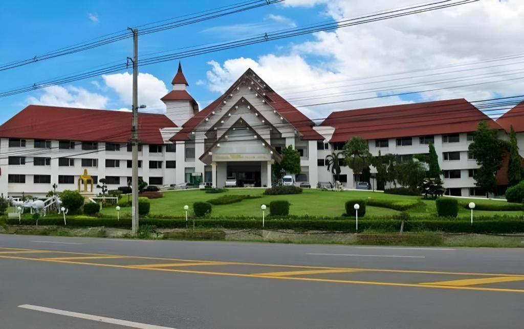 Pailyn Hotel Sukhothai Exterior foto